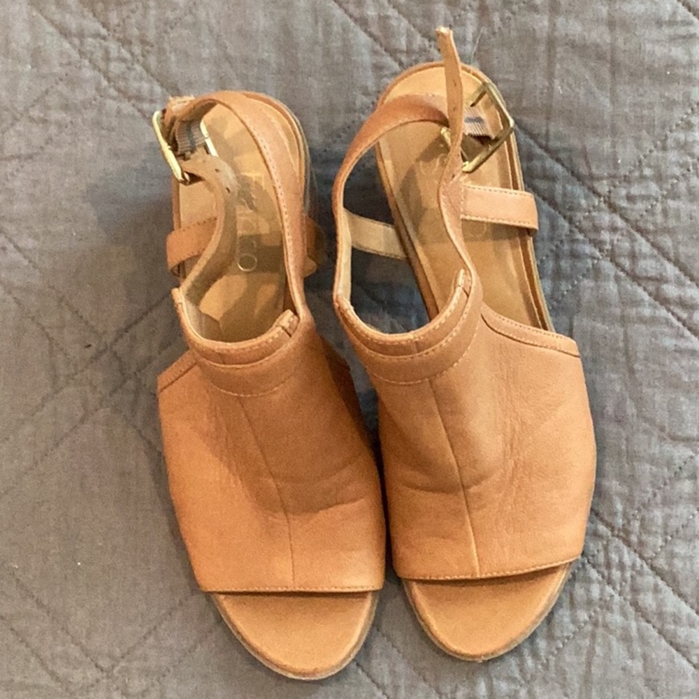 Franco Sario Open Toed Leather Sandals